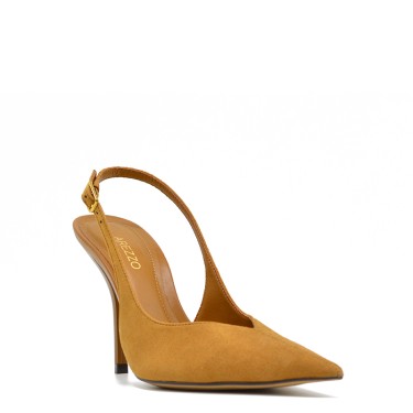 Arezzo women's pump.